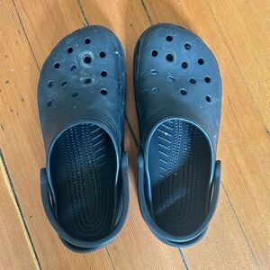 Black Crocs